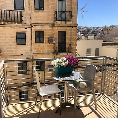Well Located 2 Bedroom Flat In St.Julians San Giuliano Esterno foto